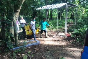 Tengkorak Abu-abu di TPU Singapadu Serang, Gegerkan Warga