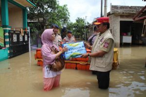 Banjir Terjang Sejumlah Daerah, Kemensos Kirimkan Bantuan