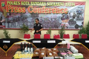 Terjerat Narkoba, Lima WNI & WNA Diciduk Polisi Bandara Soetta