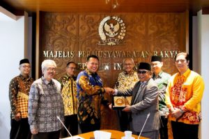 Ketua MPR Ajak Umat Islam Jauhi Intoleransi dan Diskriminasi