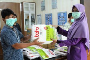 Pemkot Tangerang Distribusikan Ribuan APD ke RS