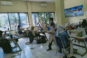 BLK di Kota Tangerang Produksi APD Cegah Corona