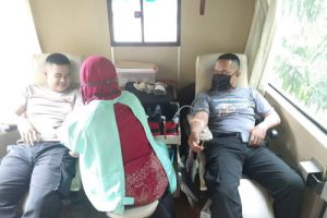 Stok Darah PMI Minim, Brimob Polda Banten Aksi Donor Darah