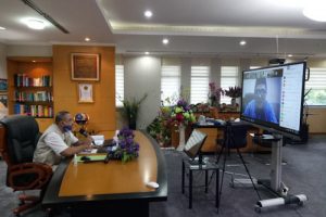 Bupati Tangerang Bahas PSBB dengan Forkopimda Melalui Vidcon