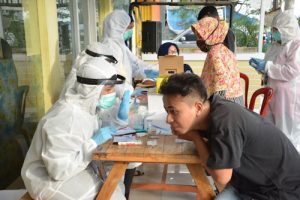 Puskesmas Tigaraksa Rapid Test Massal di Perumahan Sudirman