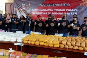 Bareskrim Mabes Polri Tangkap Bandar Narkoba Internasional dan Amankan 821 Kg Sabu