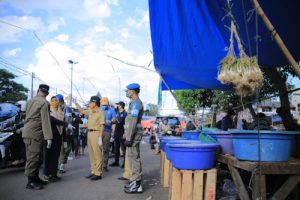 Jelang Idul Fitri, Pemkot Tangerang Tertibkan PKL Pasar Anyar dan Sipon