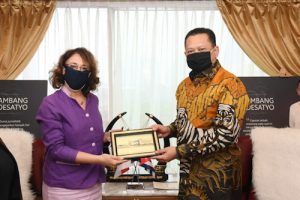 Ketua MPR: Kerjasama Indonesia – Kuba Perlu Ditingkatkan Melawan Covid-19