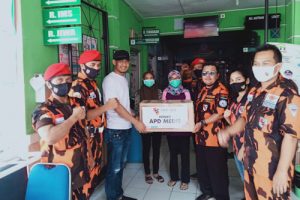 PP Kota Serang Bagikan 1.000 Paket Sembako dan APD