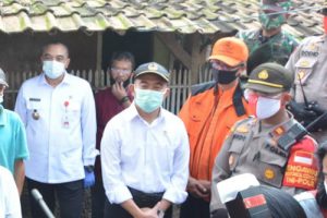 Bupati Tangerang Hadiri Penyerahan Bansos Pusat di Jayanti