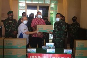 Korem 052 Wijayakrama Terima Sumbangan Masker dari Gajah Tunggal