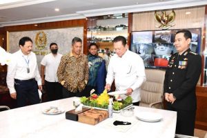 HUT Bhayangkara, Ketua MPR: Dorong Polri Kedepankan Pendekatan Humanisme