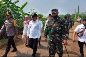 Pemkot Serang Dibantu TNI-Polri Buka Kembali Jalan Yang Sudah Tidak Aktif