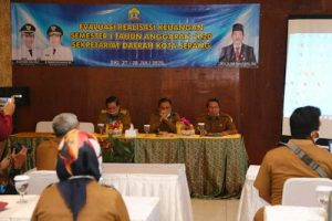 Syafrudin dan Subadri Hadiri Rapat Evaluasi Realisasi Keuangan Semester I
