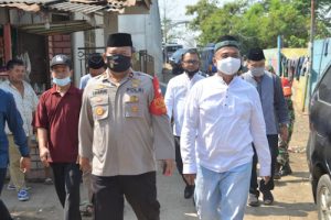 Idul Adha Kapolres Metro Tangerang Serahkan Hewan Qurban