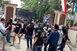 Eksekusi Lahan di Wilayah Pinang Kota Tangerang Rusuh