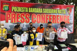 Palsukan Hasil Swab, FK Diamankan Polresta Bandara Soetta