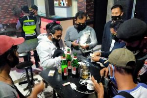 Ratusan Botol Miras Diamankan Polres Serang Kota dari Hiburan Malam