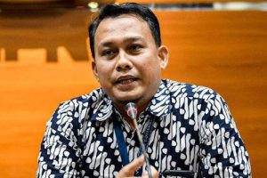 Kasus Gratifikasi, KPK Tahan HTS dan Mantan Bupati Subang