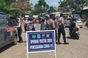 Polsek Cisauk Operasi Yustisi Protokol Kesehatan di Dua Titik
