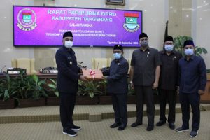 Bupati Tangerang Sampaikan Empat Raperda Untuk Diundangkan