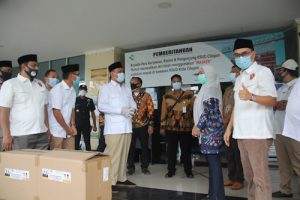 Serahkan 1000 Alat Swab Tes ke RSUD Cilegon, Sokhidin: Semoga Bermanfaat