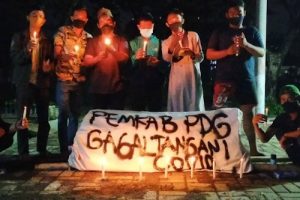 Simbol Matinya Hati Pemimpin, Mahasiswa Pandeglang Aksi Teatrikal Keranda Mayat