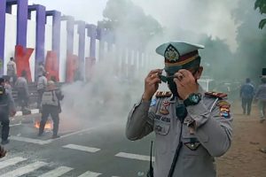 Hari Kedua Tolak UU Omnibus Law di Kabupaten Tangerang Ricuh