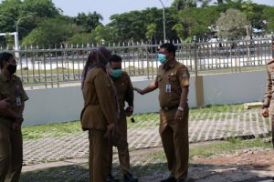 Sekda Kabupaten Tangerang Bubarkan Kerumunan Pendaftaran BPUM, Disiapkan Cara Online