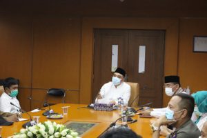Pedagang Keliling Temui Bupati Tangerang, Minta PSBB Tidak Diperketat