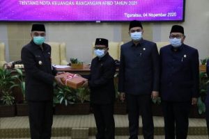 Bupati Tangerang Sampaikan Nota Keuangan RAPBD Tahun 2021