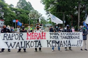 Geruduk Puspemkot Tangerang, Patron Kritisi Pelayanan Kesehatan