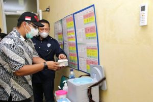 Bamsoet Pantau Simulasi Vaksinasi Covid-19 di Puskesmas Makkasau Makassar