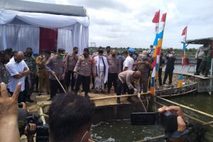 Kapolres Metro Tangerang Kota Panen Raya dan Baksos di Teluknaga