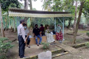 Polsek Walantaka Sanksi Pelanggar Prokes di Tempat Wisata