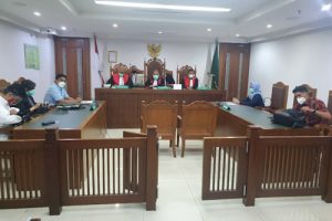 Gugatan Rp100 Miliar Ilham Bintang, Pengadilan Sarankan Damai