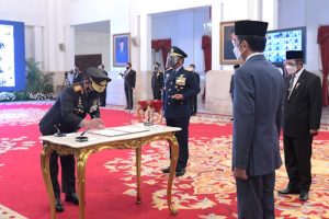 Sertijab di Mabes Jenderal Listyo Sigit Resmi Pimpin Polri