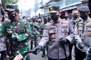 Panglima TNI dan Kapolri Pantau Prokes di Tanah Abang