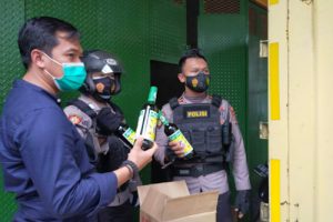 Polres Cilegon Bongkar Peredaran Miras di Pasar Kranggot
