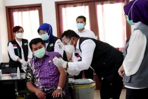 Akhir Februari, ASN, TNI dan Polri Jalani Vaksinasi