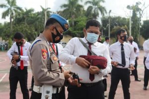 Kapolres Cilegon Sidak Senpi Anggota