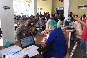 Ribuan Personel Polda Banten Jalani Vaksinasi Covid-19