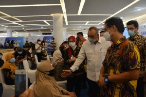 Menkes Monitoring Vaksinasi Covid-19 di Kabupaten Tangerang