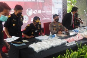 Bareskrim dan Bea Cukai Gagalkan Peredaran 42,3 Kg Sabu dan Ribuan Ekstasi