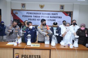Polresta Tangerang Musnahkan Empat Kilo Sabu