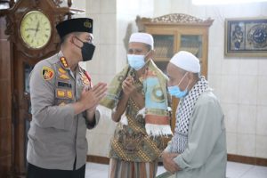 Kapolresta Tangerang Ingatkan Jemaah Waspada Kelompok Radikal Saat Jumling