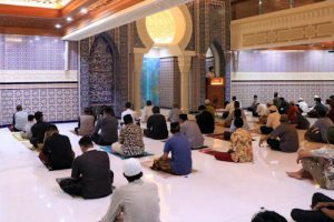 Sholat Tarawih Pertama di Kota Tangerang Terapkan Prokes
