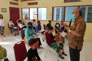 Anak-anak Pencari Suaka Peringati Hari Kartini di Padepokan Kebangsaan Karang Tumaritis