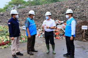 PLN Tinjau Lokasi TPA Rawa Kucing Gali Energi Terbarukan