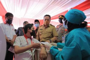 Wali Kota Tangerang Minta Pengusaha Laksanakan Vaksin Gotong Royong